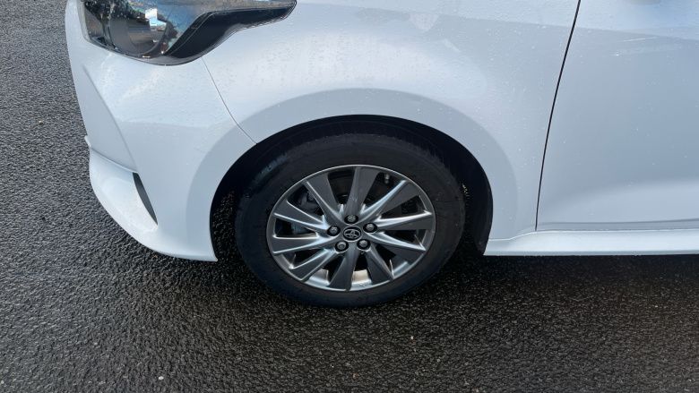 Toyota Yaris 1.5 Hybrid Icon 5dr CVT Hybrid Hatchback